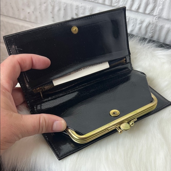 Vintage Black Floral Women's Wallet - Picture 4 of 5